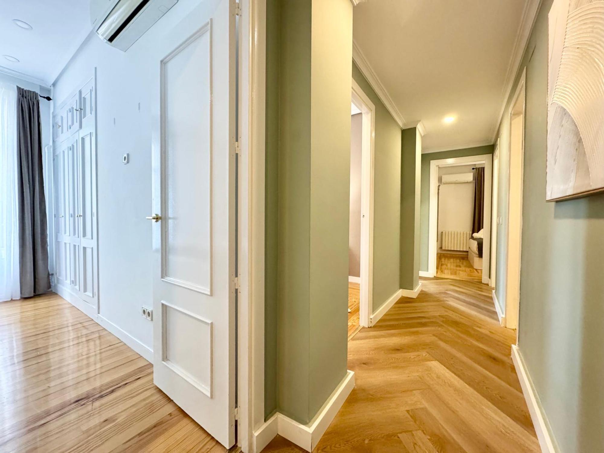 Elegance And Comfort In Apartamento